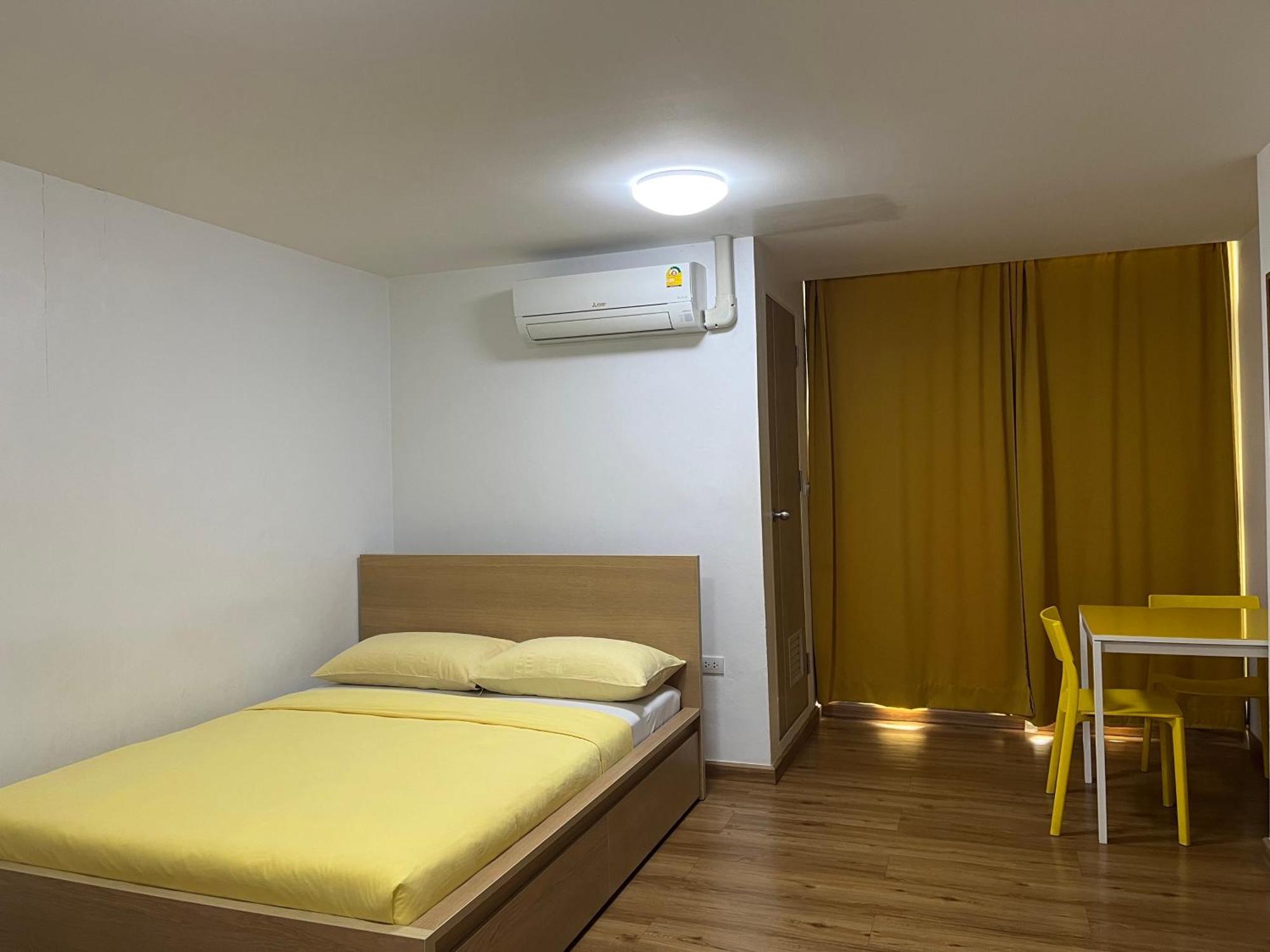 Dao Jaras Fah Hometel ดาวจรัสฟ้าโฮมเทล Bangkok Extérieur photo